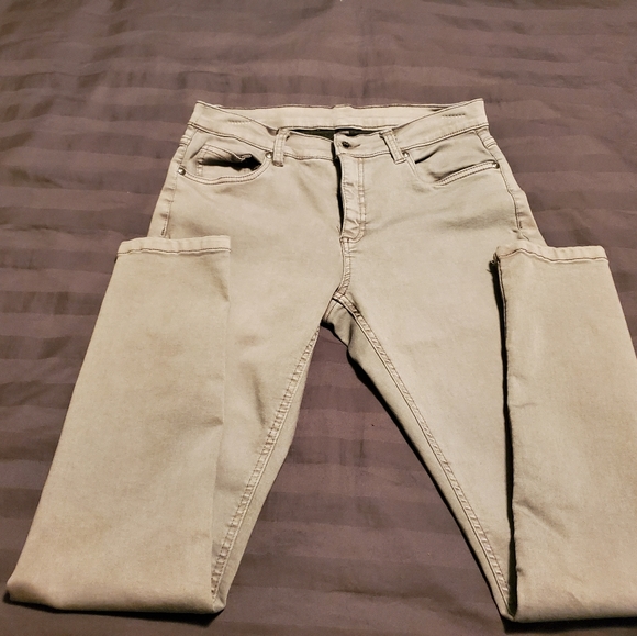 J - jess skinny jeans, light grey, size 6 - Picture 3 of 5
